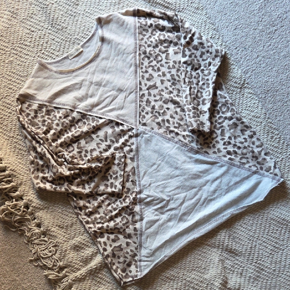 Beige Leopard Print Lightweight Sweater Womens Large